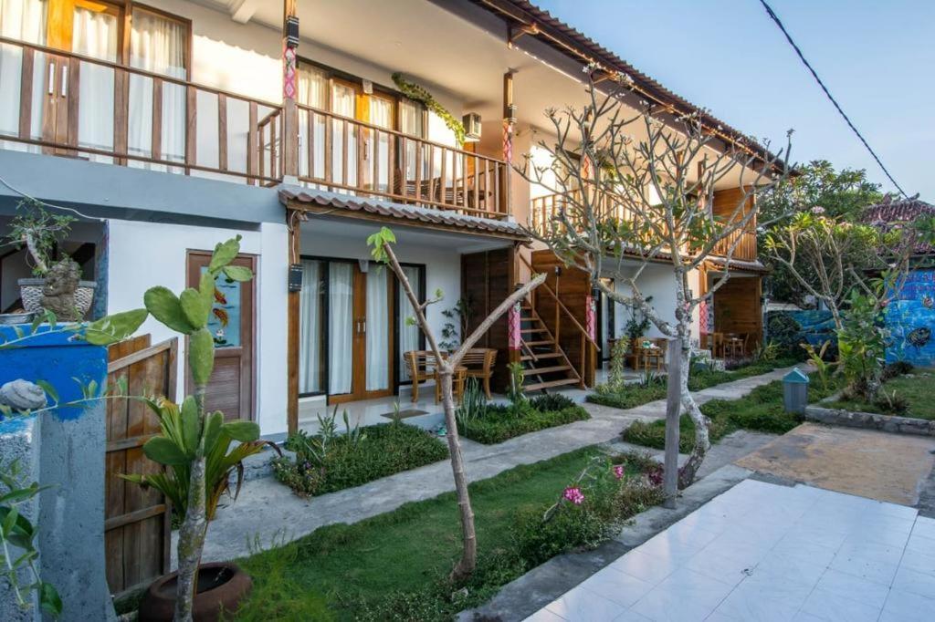 The Welcome Inn Batununggul Exterior photo